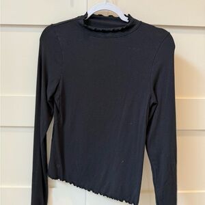 Lululemon Black Long Sleeve Women's Top